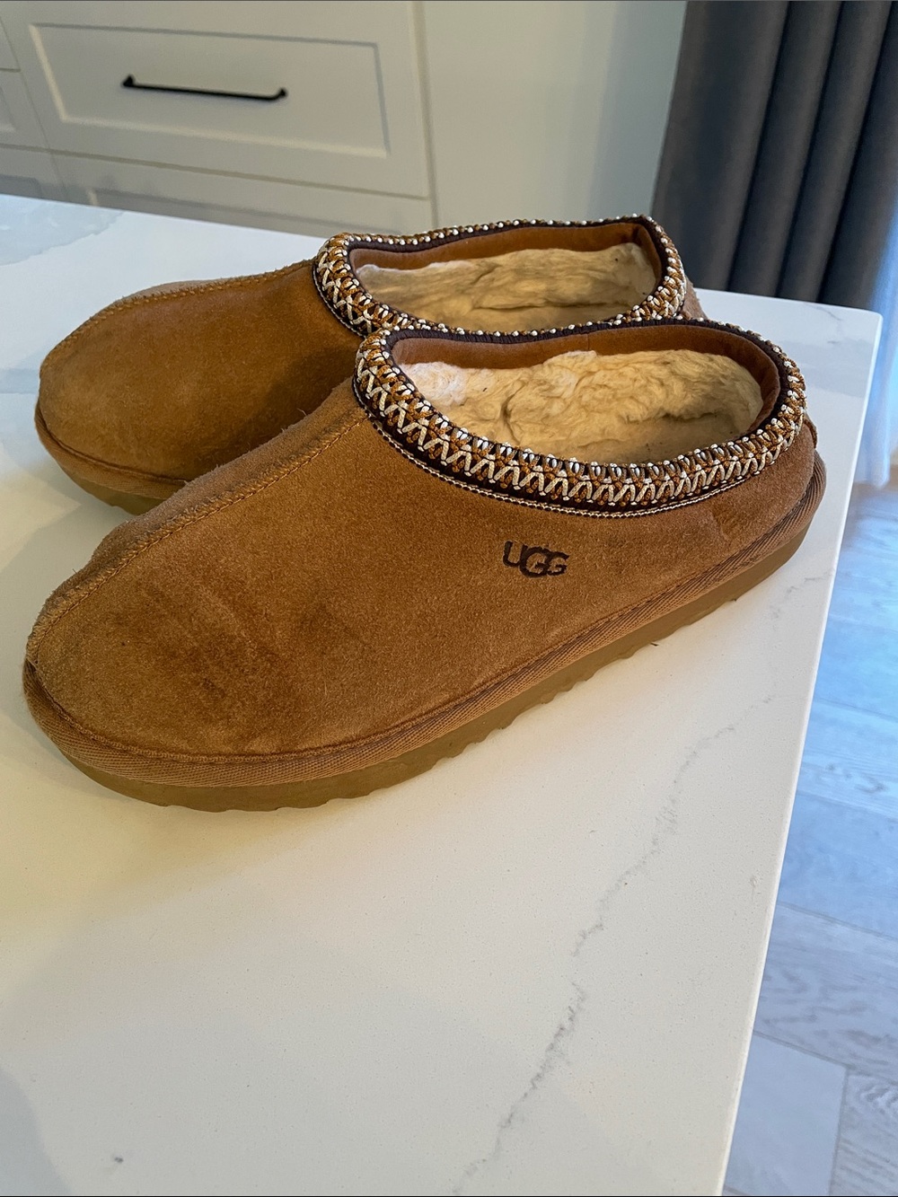 UGG Tasman II slippers size 5